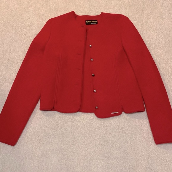 Geiger Tyro Austria Womens Red 100% Wool Cropped Jacket Size 34 - Picture 1 of 5